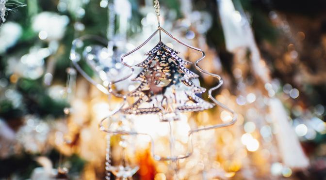 Lights, craft, action – Christmas kicks off in Badshot Lea